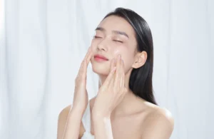 หน้าดูเด็กลงอย่างเห็นได้ชัด ร้อยไหมคอลลาเจน ตัวช่วยคืนผิวสู่วัยเยาว์