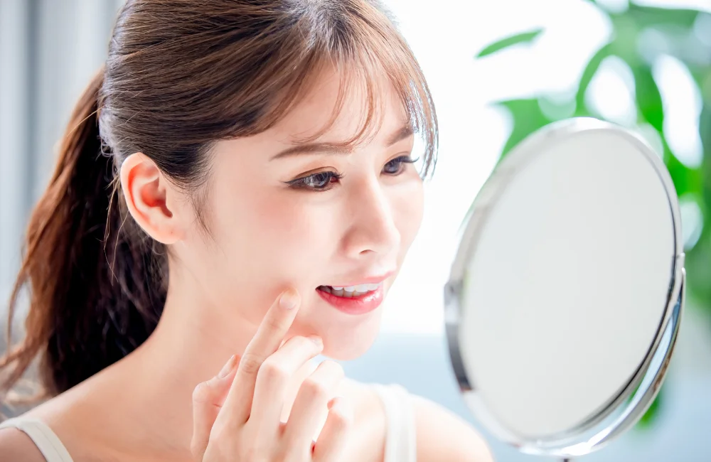 มั่นใจในใบหน้าเรียวสวย
